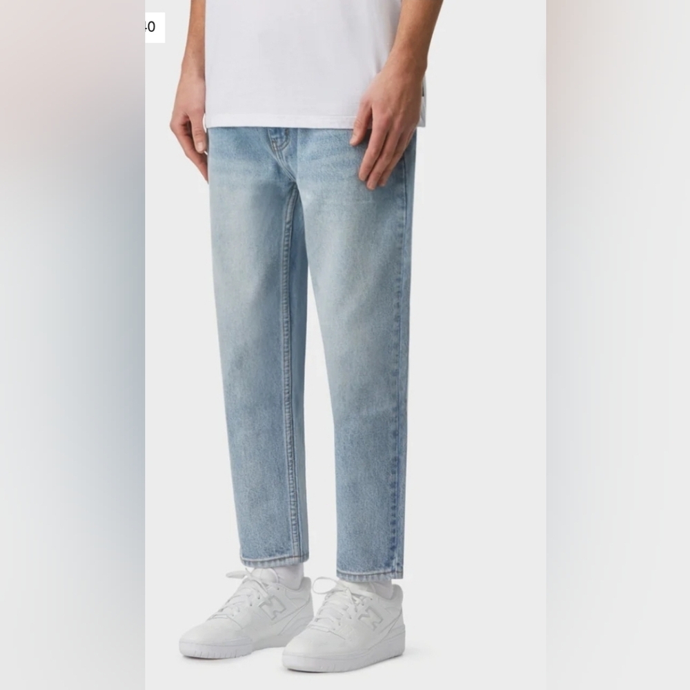 Light Blue Men’s Straight-Leg Jeans